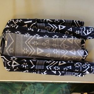 $$❤️❤️☘️Bobby and Brooks ladies cardigan.